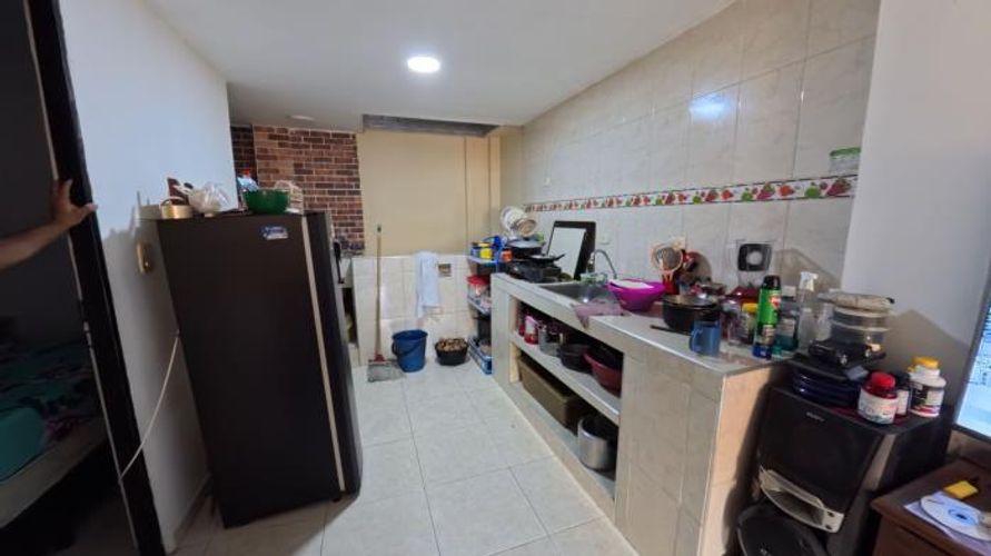 Apartamento de 1 alcoba en venta en Hacienda La Meseta, Girón, 40 m² · foto 6 de 14