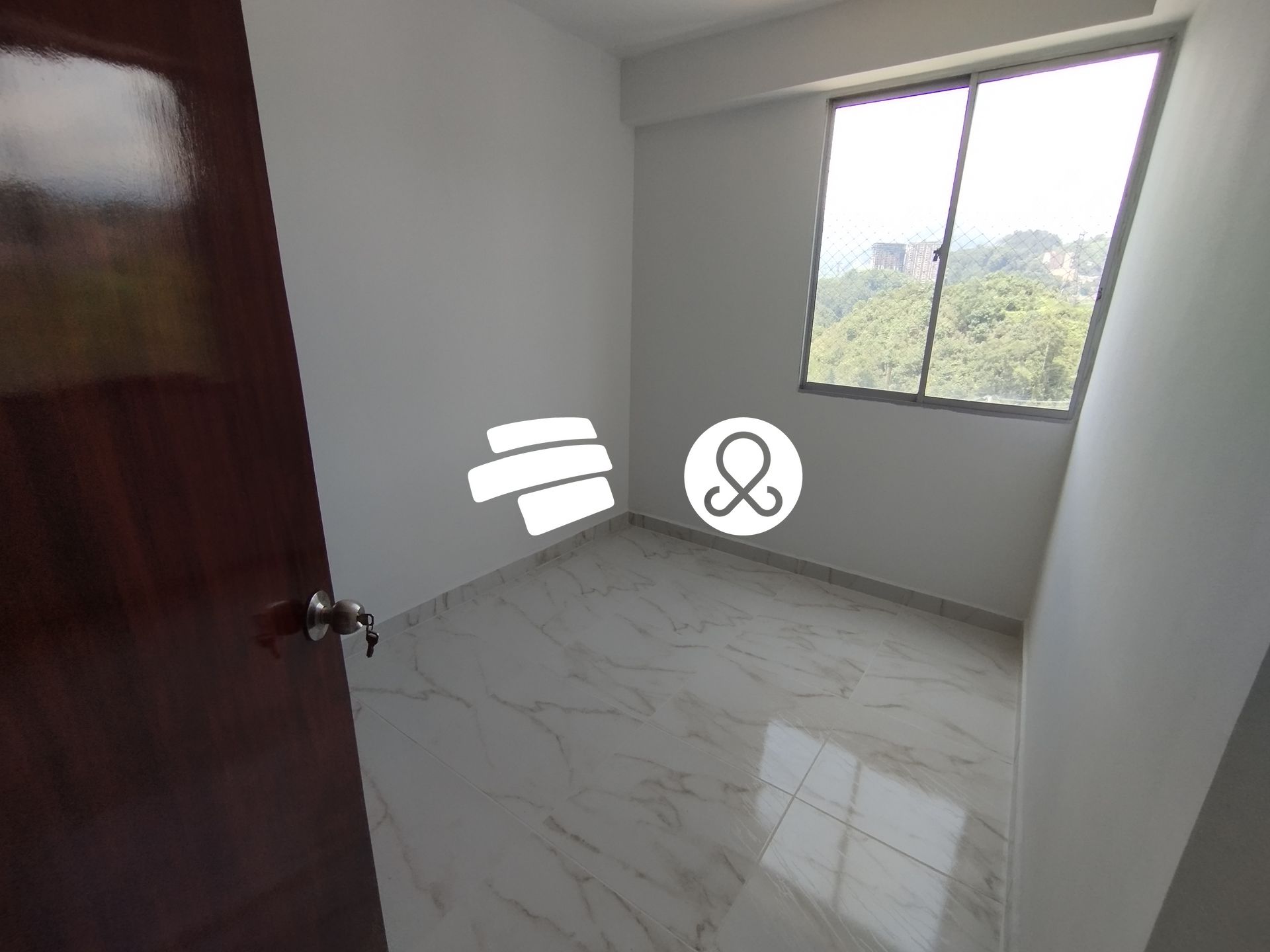 Apartamento en venta en Caqueta, La Estrella · foto 15 de 18
