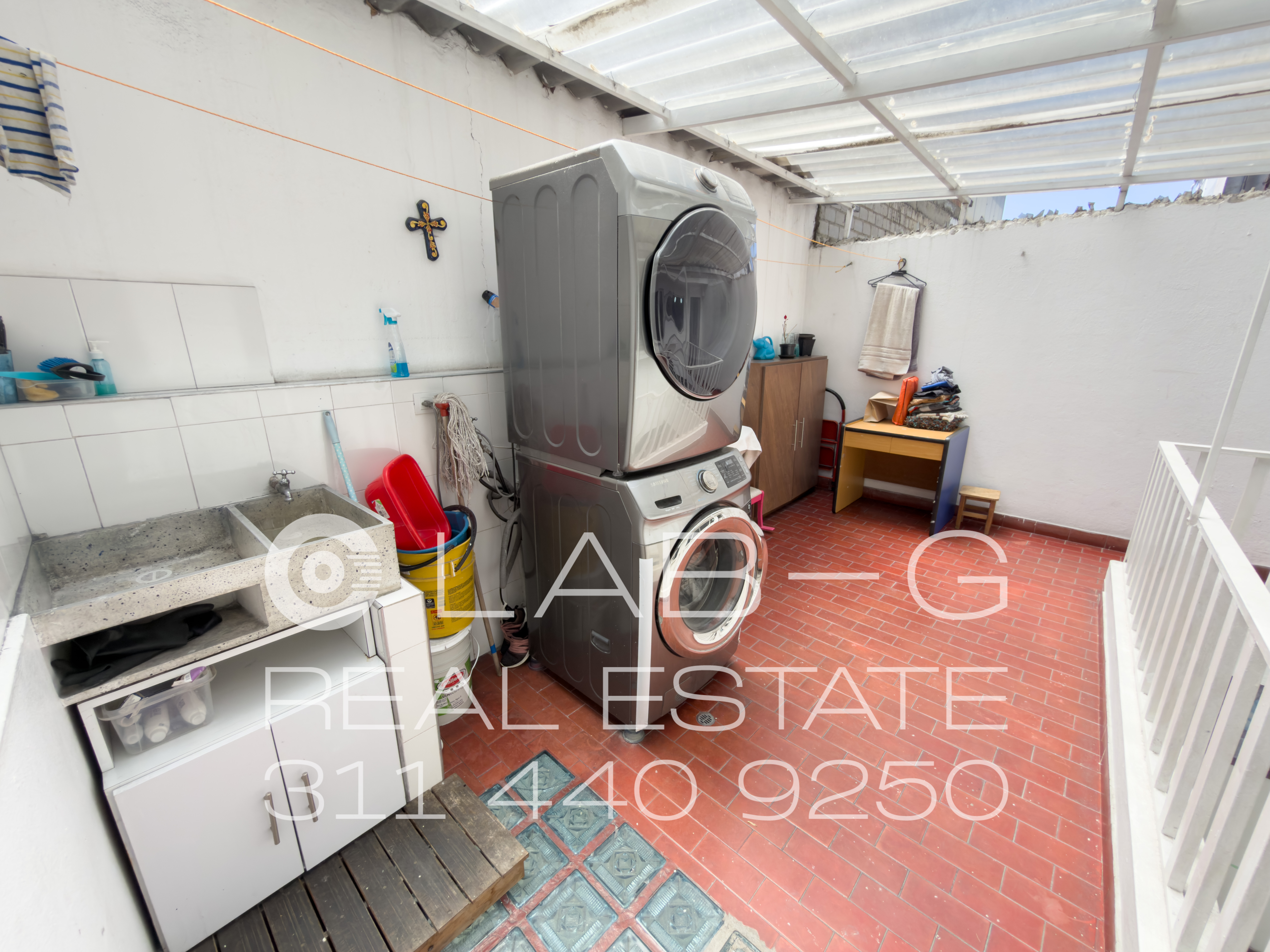 Casa en venta en Quinta Paredes, Bogotá · foto 11 de 24
