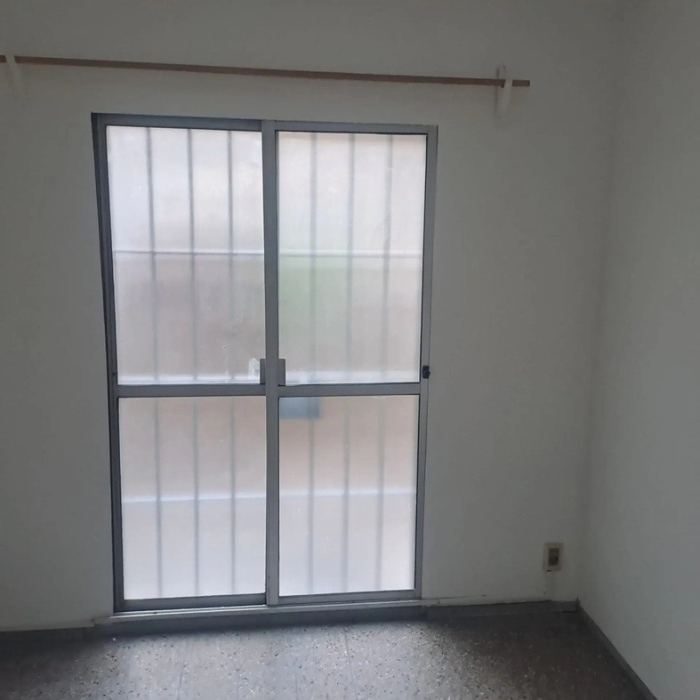 ALQUILER EN EL CENTRO, 1 DORMITORIO MAS PATIO, CON ASCENSOR · Foto 7