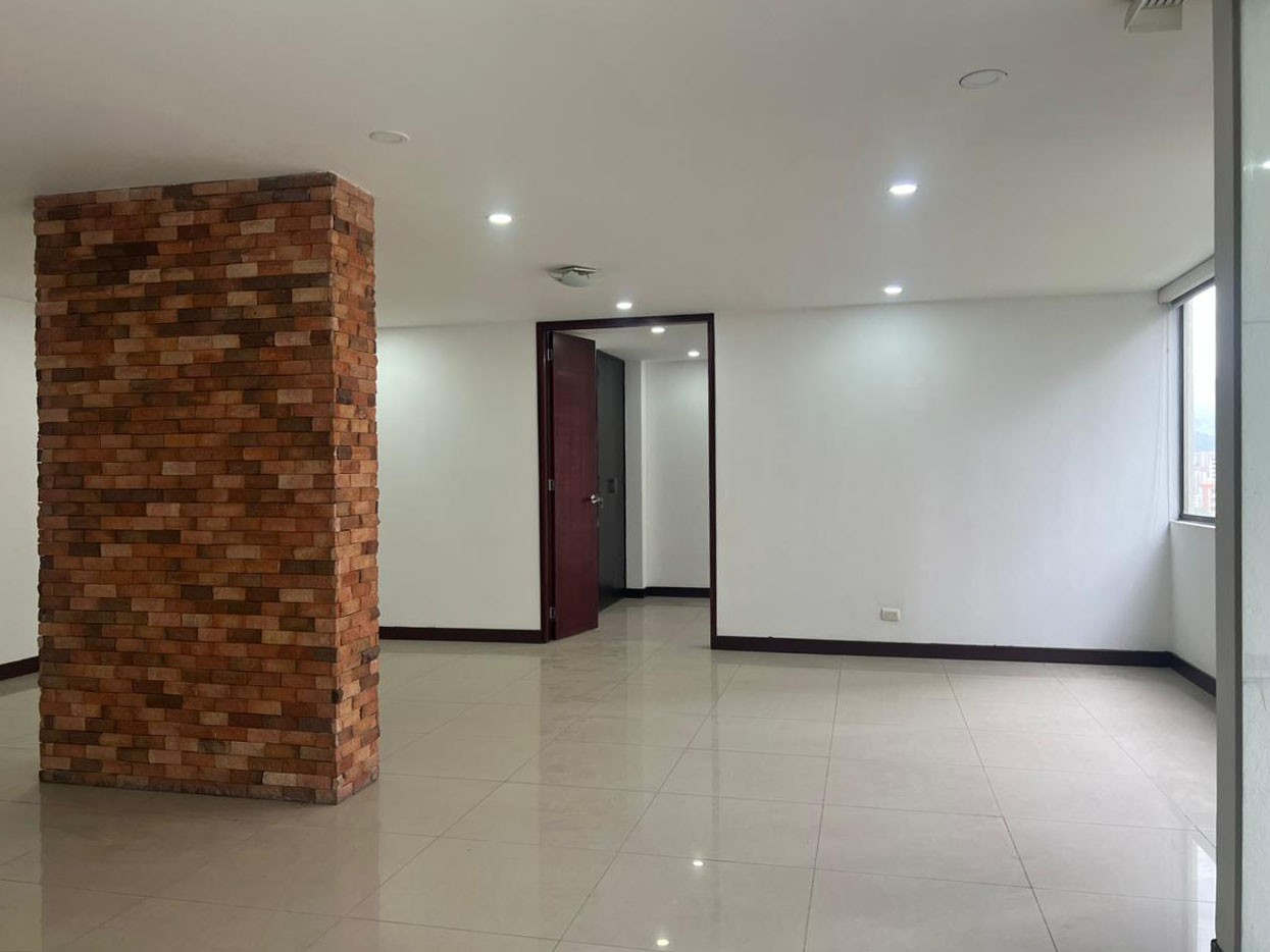 Apartamento en arriendo en Loma Benedictinos, Envigado · foto 7 de 18