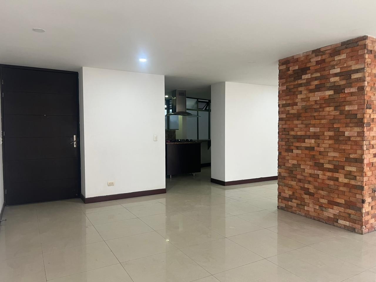 Apartamento en arriendo en Loma Benedictinos, Envigado · foto 6 de 18