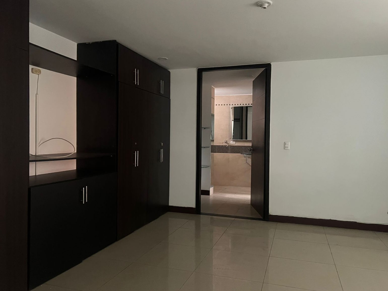 Apartamento en arriendo en Loma Benedictinos, Envigado · foto 13 de 18