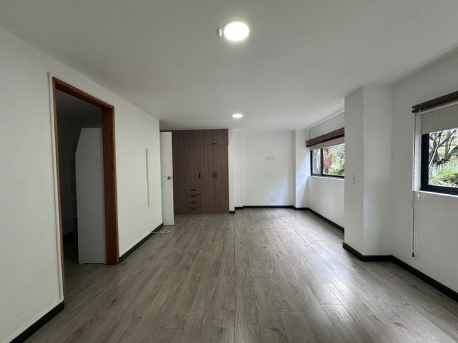 Apartamento en venta en El Poblado, Medellín · foto 17 de 17