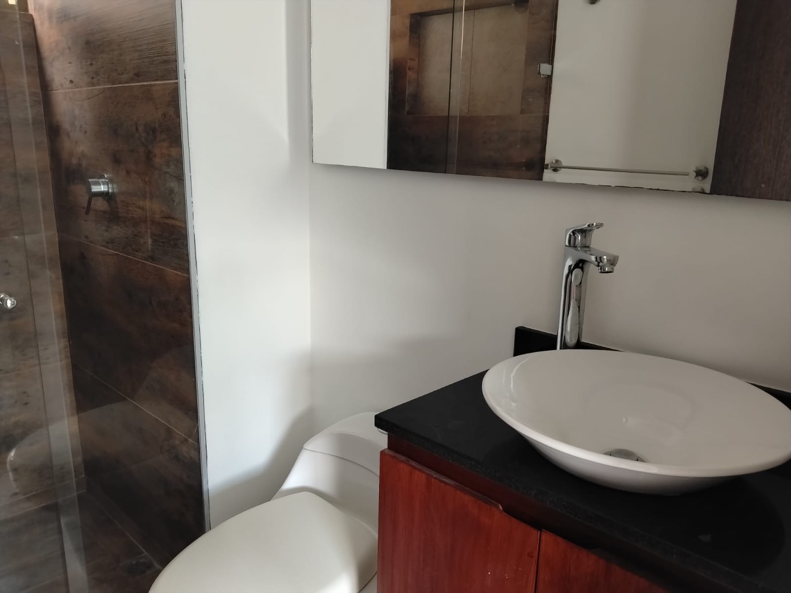 Apartamento en arriendo en El Poblado, Medellín · foto 16 de 17