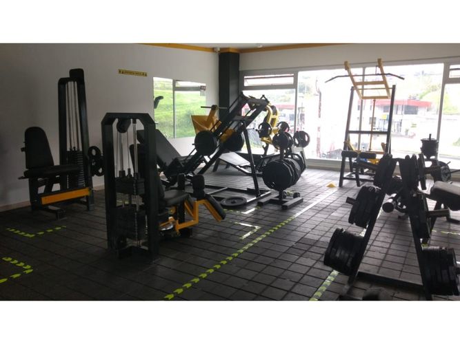 Local en venta en Cámbulos, Manizales, 190 m² · foto 4 de 9