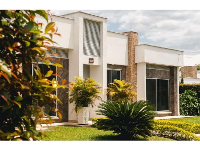 Casa de 4 alcobas en venta en Vía El Caimo, Armenia, 230 m² · foto 4 de 5