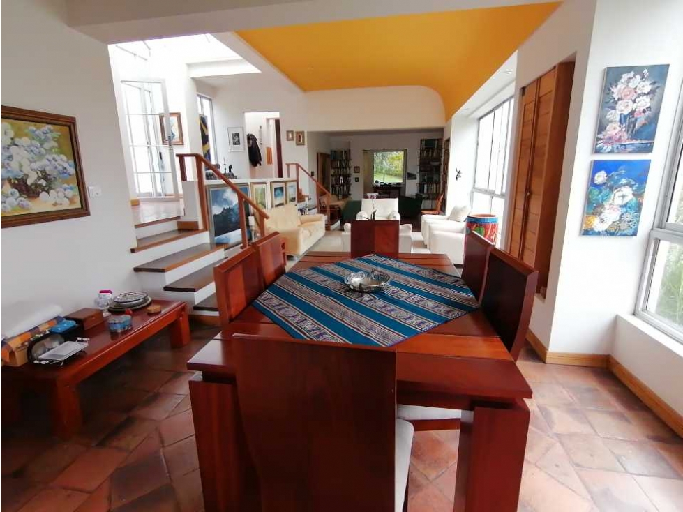 Casa en venta en Cerros De Alhambra, Manizales · foto 2 de 13