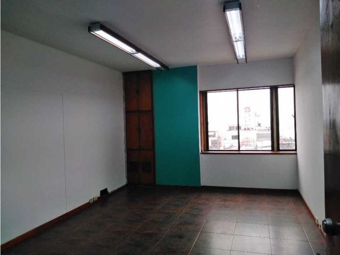 Oficina en arriendo en El Centro, Manizales, 25 m² · foto 2 de 6