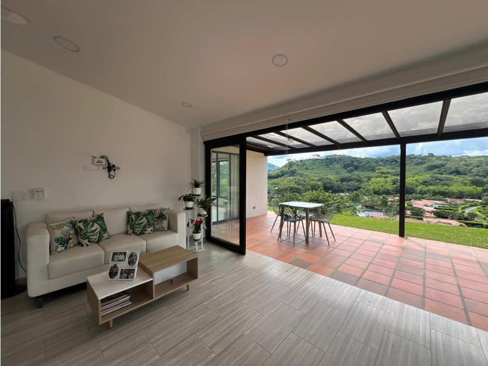 Casa en venta en Colombia, Manizales · foto 2 de 15