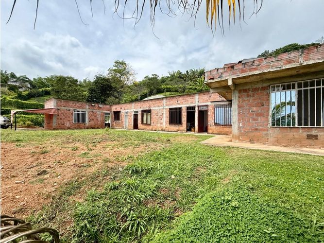 Lote en venta en Cambia, Manizales, 300 m² · foto 3 de 17
