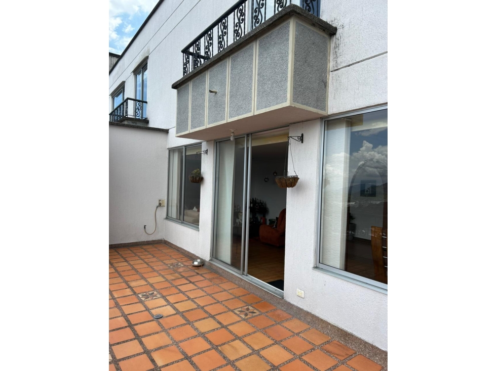 Apartamento en venta en La Arboleda, Manizales · foto 7 de 24