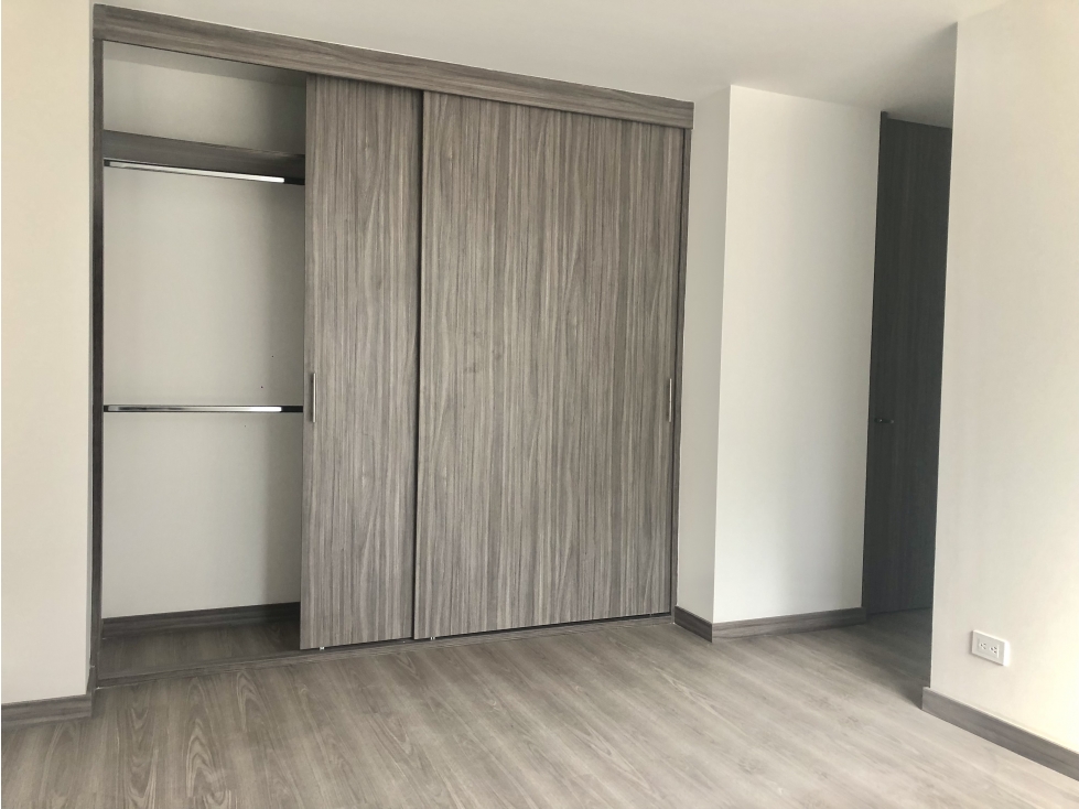 Apartamento en venta en Milan, Manizales · foto 4 de 17