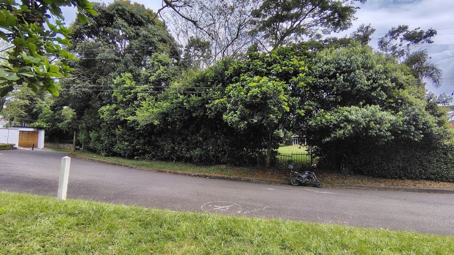 Lote en venta en Pance, Cali, 4631 m² · foto 4 de 8