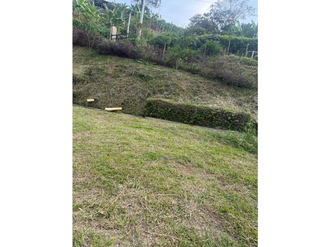 Lote en venta en La Caba�A, Manizales · foto 4 de 6