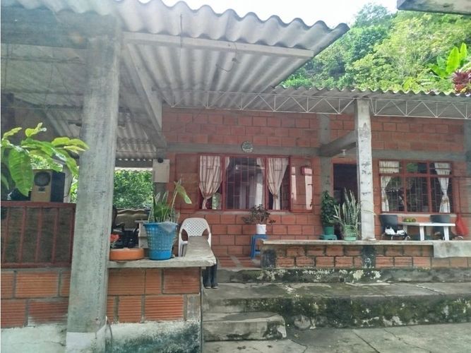 Finca en venta en Patio Bonito, Manizales, 346 m² · foto 6 de 8