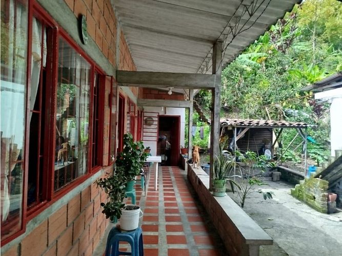 Finca en venta en Patio Bonito, Manizales, 346 m² · foto 7 de 8