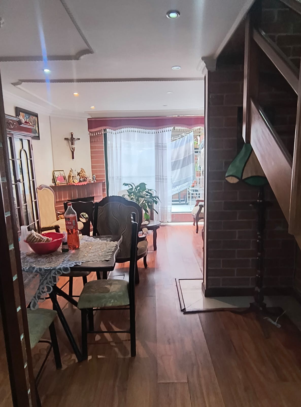 Casa en venta en Alamos, Bogotá · foto 2 de 19
