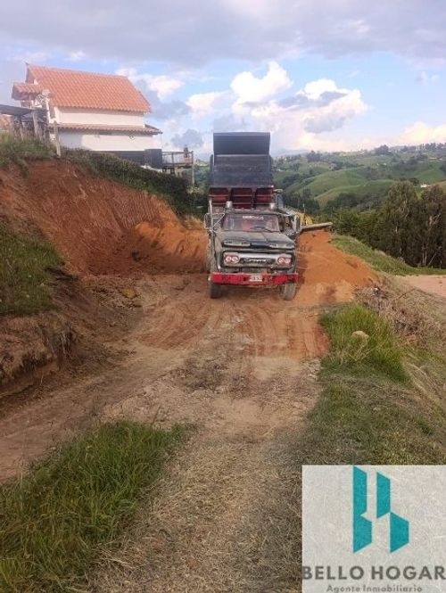 Lote en venta en San Felix, Bello, 3348 m² · foto 9 de 13
