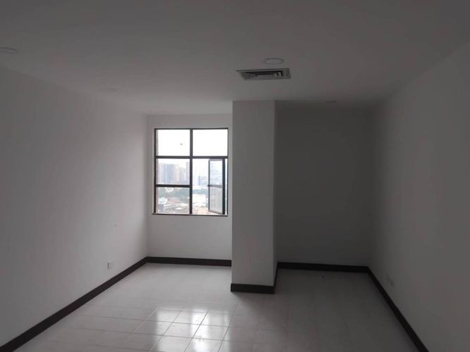 Oficina en arriendo en La Florida, Medellín, 40 m² · foto 3 de 12