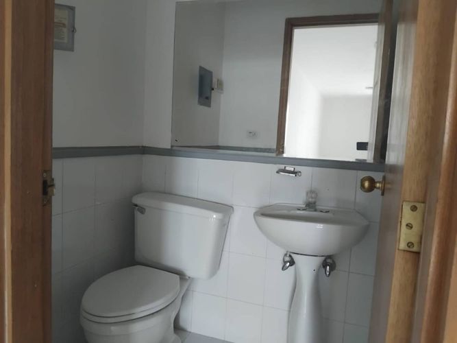 Oficina en arriendo en La Florida, Medellín, 40 m² · foto 8 de 12
