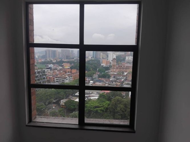 Oficina en arriendo en La Florida, Medellín, 40 m² · foto 11 de 12