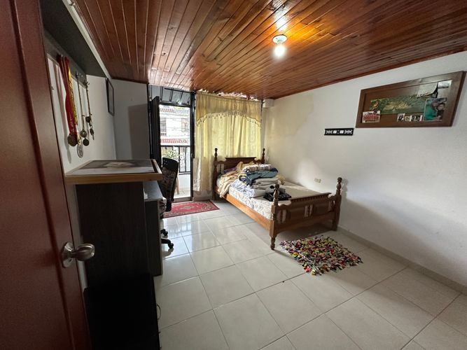 Casa de 6 alcobas en venta en Alcazar, Armenia, 400 m² · foto 6 de 19