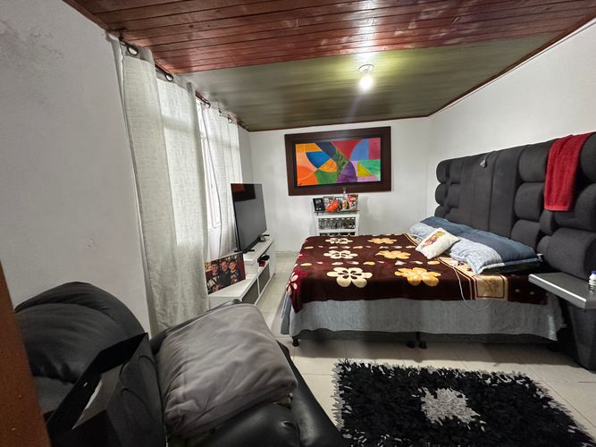 Casa de 6 alcobas en venta en Alcazar, Armenia, 400 m² · foto 16 de 19