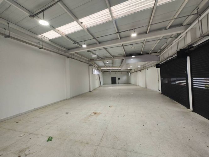Local en arriendo en San Gabriel, Medellín, 300 m² · foto 3 de 19
