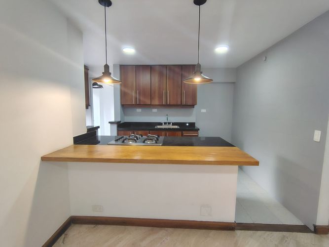 Apartamento de 3 alcobas en arriendo en La Florida, Medellín, 155 m² · foto 7 de 20