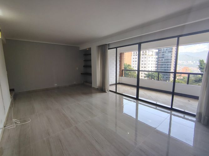 Apartamento de 3 alcobas en arriendo en La Florida, Medellín, 155 m² · foto 2 de 20
