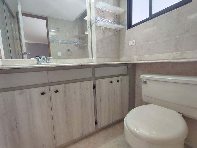 Apartamento de 3 alcobas en arriendo en La Florida, Medellín, 155 m² · foto 15 de 20