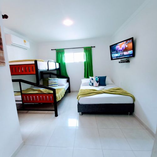 Casa de 5 alcobas en venta en Villamar, Santa Marta, 250 m² · foto 7 de 13