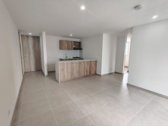 Apartamento de 2 alcobas en arriendo en Villa Carlota, Medellín, 65 m² · foto 6 de 15