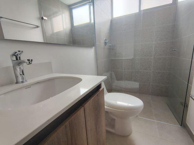 Apartamento de 2 alcobas en arriendo en Villa Carlota, Medellín, 65 m² · foto 14 de 15