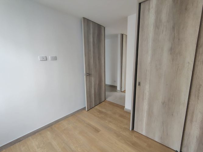 Apartamento de 2 alcobas en arriendo en Villa Carlota, Medellín, 65 m² · foto 8 de 15