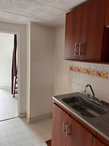 Apartamento en venta en Gran Granada, Bogotá · foto 5 de 15