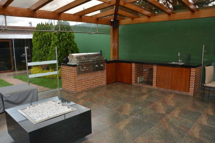 Casa de 5 alcobas en venta en San Jose De Bavaria, Bogotá, 650 m² · foto 12 de 24