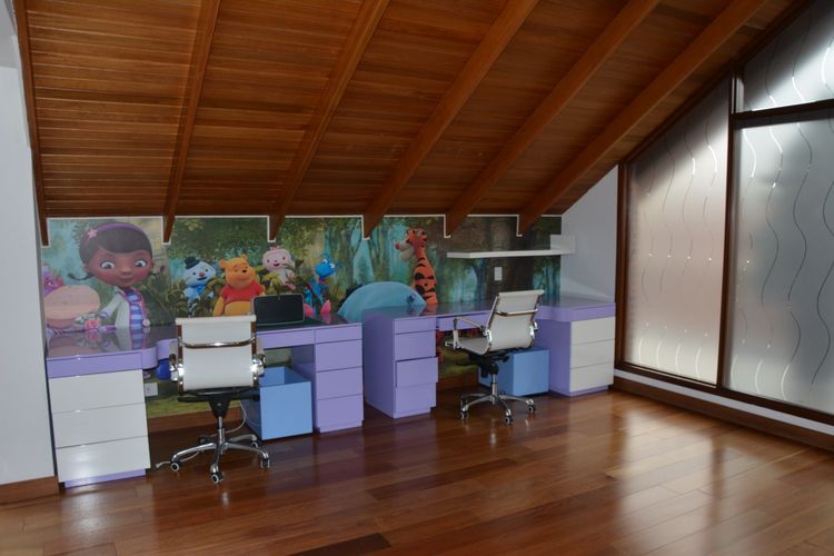 Casa de 5 alcobas en venta en San Jose De Bavaria, Bogotá, 650 m² · foto 22 de 24