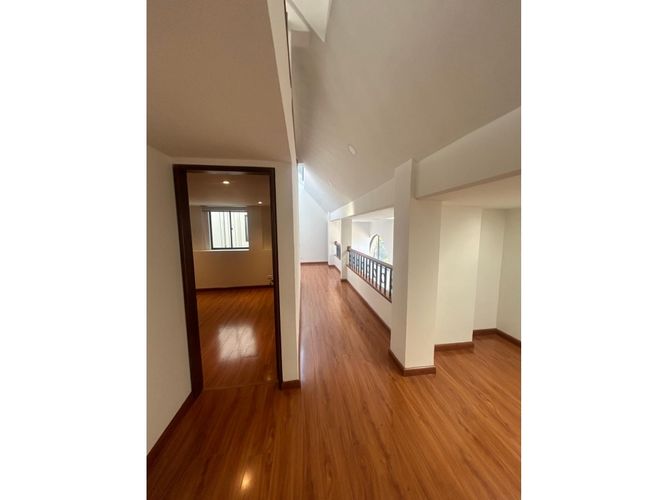 Apartamento de 4 alcobas en venta en Cedritos, Bogotá, 125 m² · foto 13 de 23