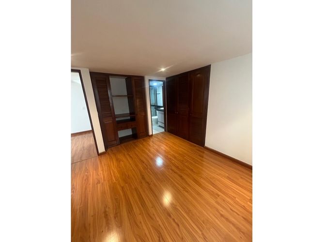 Apartamento de 4 alcobas en venta en Cedritos, Bogotá, 125 m² · foto 17 de 23