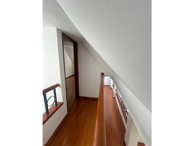 Apartamento de 4 alcobas en venta en Cedritos, Bogotá, 125 m² · foto 21 de 23