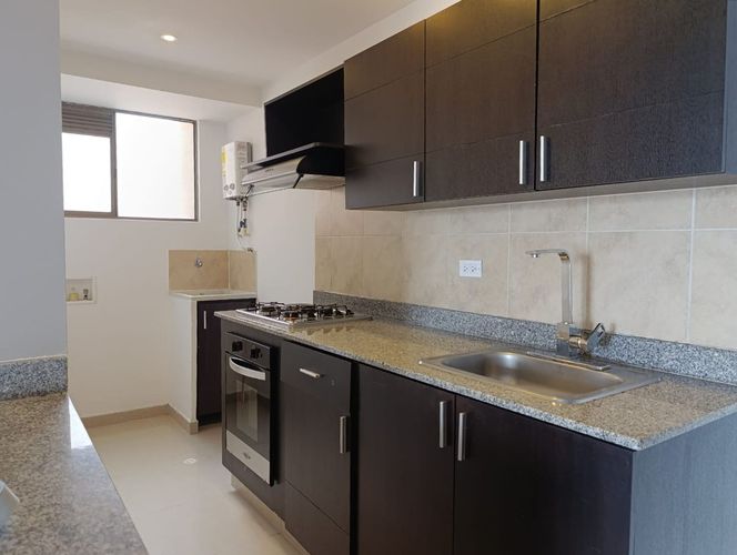 Apartamento de 3 alcobas en venta en El Poblado, Medellín, 70 m² · foto 6 de 18
