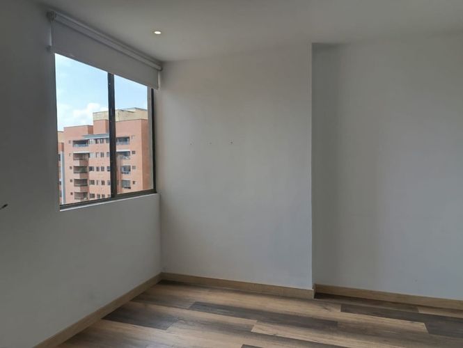 Apartamento de 3 alcobas en venta en El Poblado, Medellín, 70 m² · foto 13 de 18
