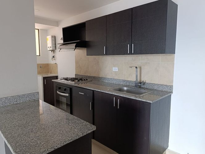 Apartamento de 3 alcobas en venta en El Poblado, Medellín, 70 m² · foto 7 de 18