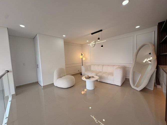 Apartamento de 3 alcobas en venta en El Poblado, Medellín, 153 m² · foto 2 de 20
