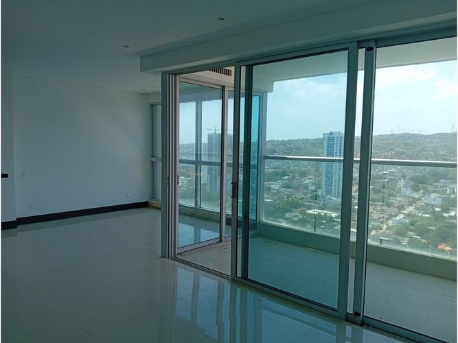 Apartamento en venta en El Cabrero, Cartagena, 1128 m² · foto 4 de 24
