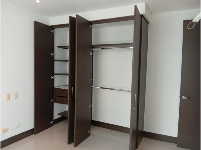 Apartamento en venta en El Cabrero, Cartagena, 1128 m² · foto 19 de 24