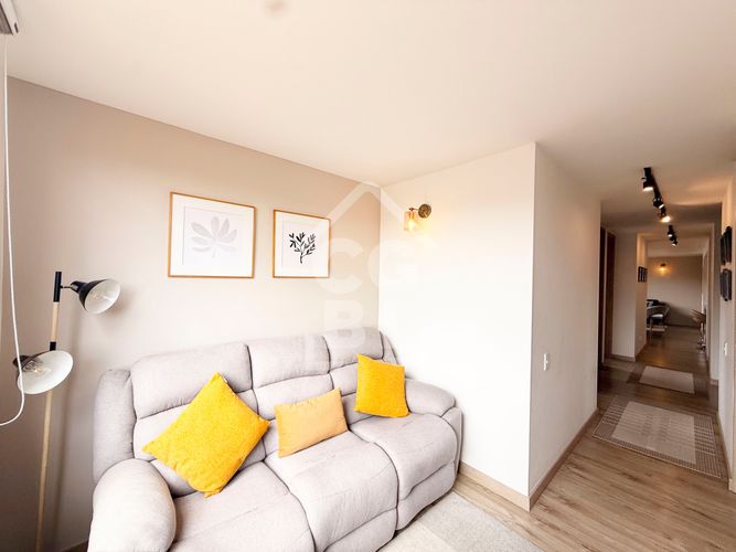Apartamento de 3 alcobas en venta en Conjunto Residencial El Solar, Madrid, 111 m² · foto 16 de 24