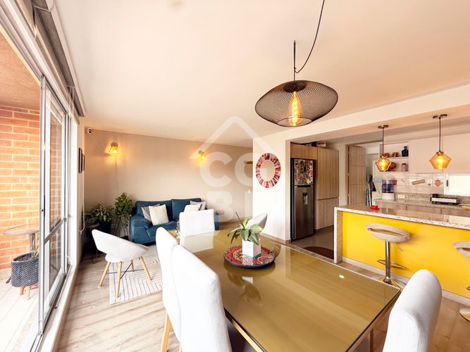 Apartamento de 3 alcobas en venta en Conjunto Residencial El Solar, Madrid, 111 m² · foto 2 de 24